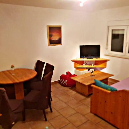 Apartmani Tia Gornji Karin Zewnętrze zdjęcie