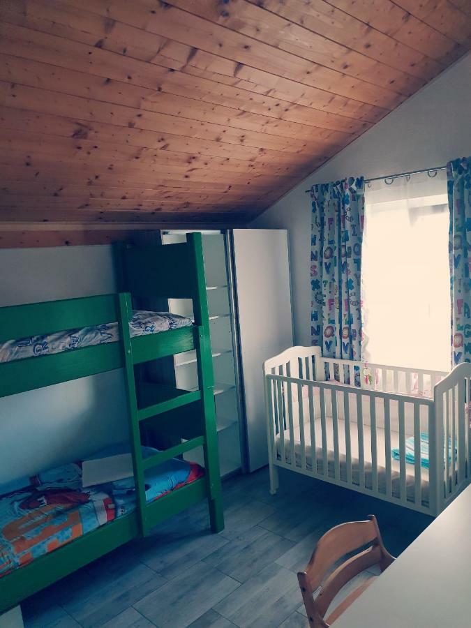 Apartmani Tia Gornji Karin Zewnętrze zdjęcie