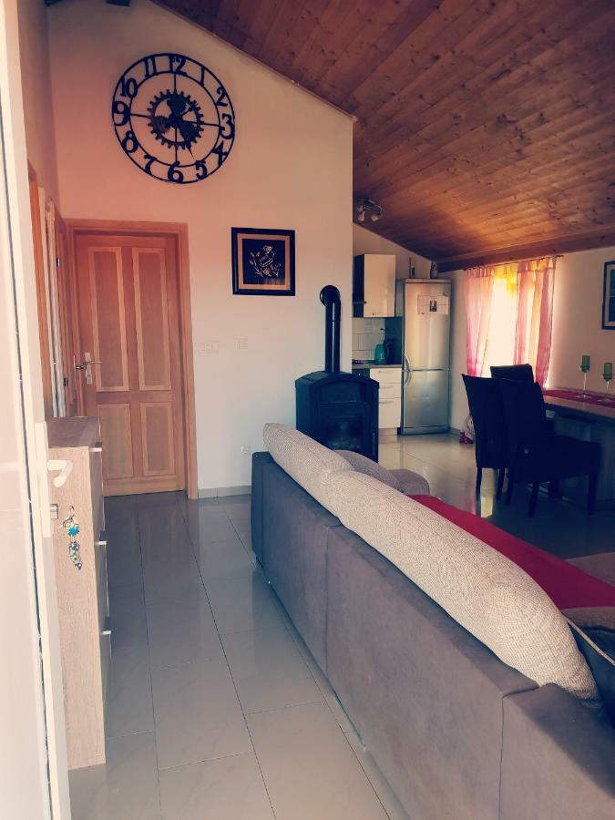 Apartmani Tia Gornji Karin Zewnętrze zdjęcie