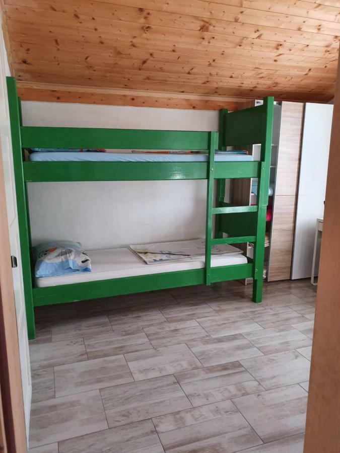 Apartmani Tia Gornji Karin Zewnętrze zdjęcie